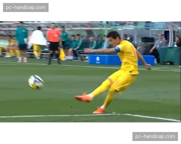 比赛速报：成都蓉城1-1天津津门虎，韦世豪任意球中柱